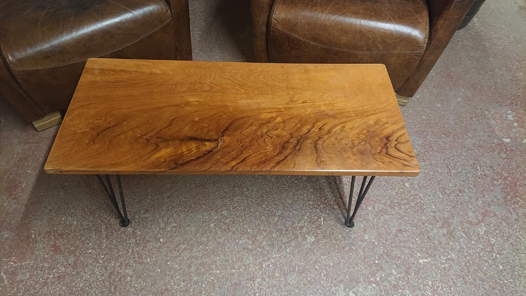 <p>Mahogany Top Coffee Table on Black Hair Pin Legs</p><p><br></p>