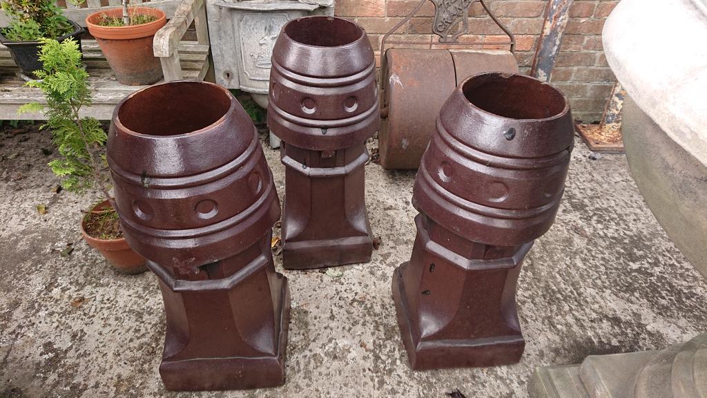 <p>Set of 3 Ornate Glazed Chimney Pots</p><p>Only 1 left in stock</p>