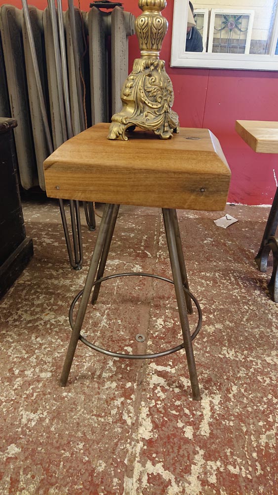 Lamp Stand
