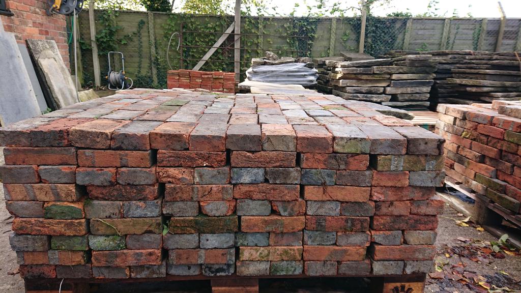 <p>Reclaimed Clay Brick Pavers</p><p>900 avaialable</p>