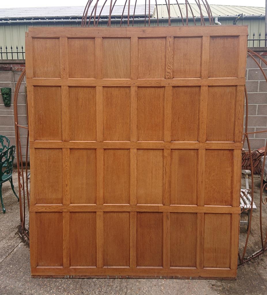 oak panneling