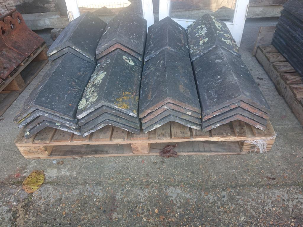 Ridge tile