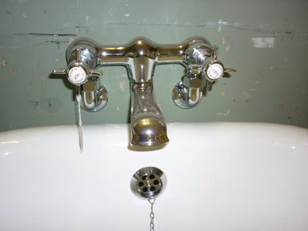 Back Loading Chrome Bath Taps
Also available in Brass