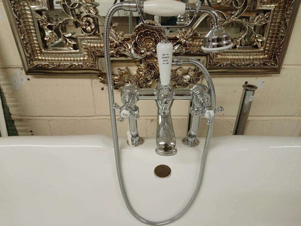 <p>Reproduction Chrome Shower Bath Mixer</p>