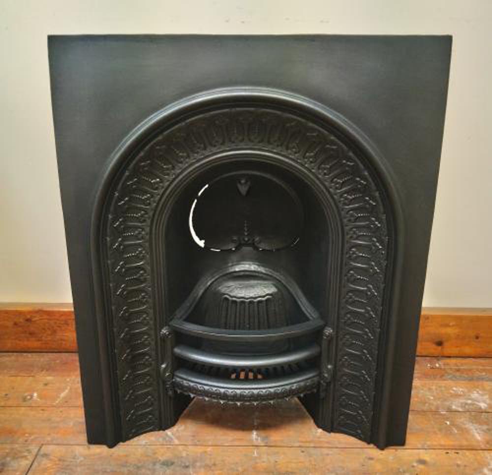 Original and restored arched insert<br>Falkirk foundry