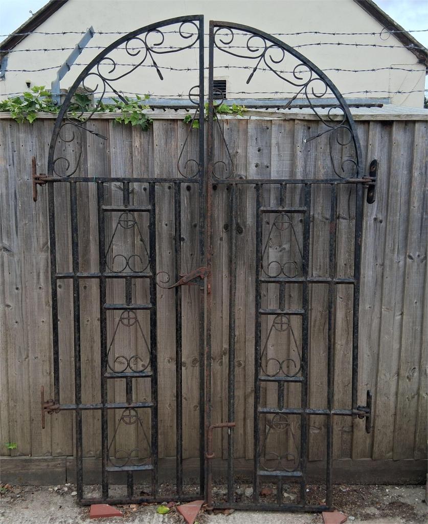 gates
