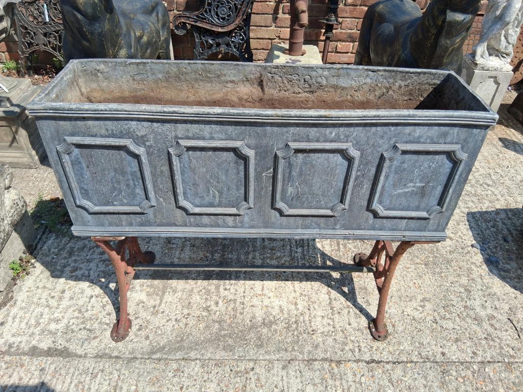 lead planter
