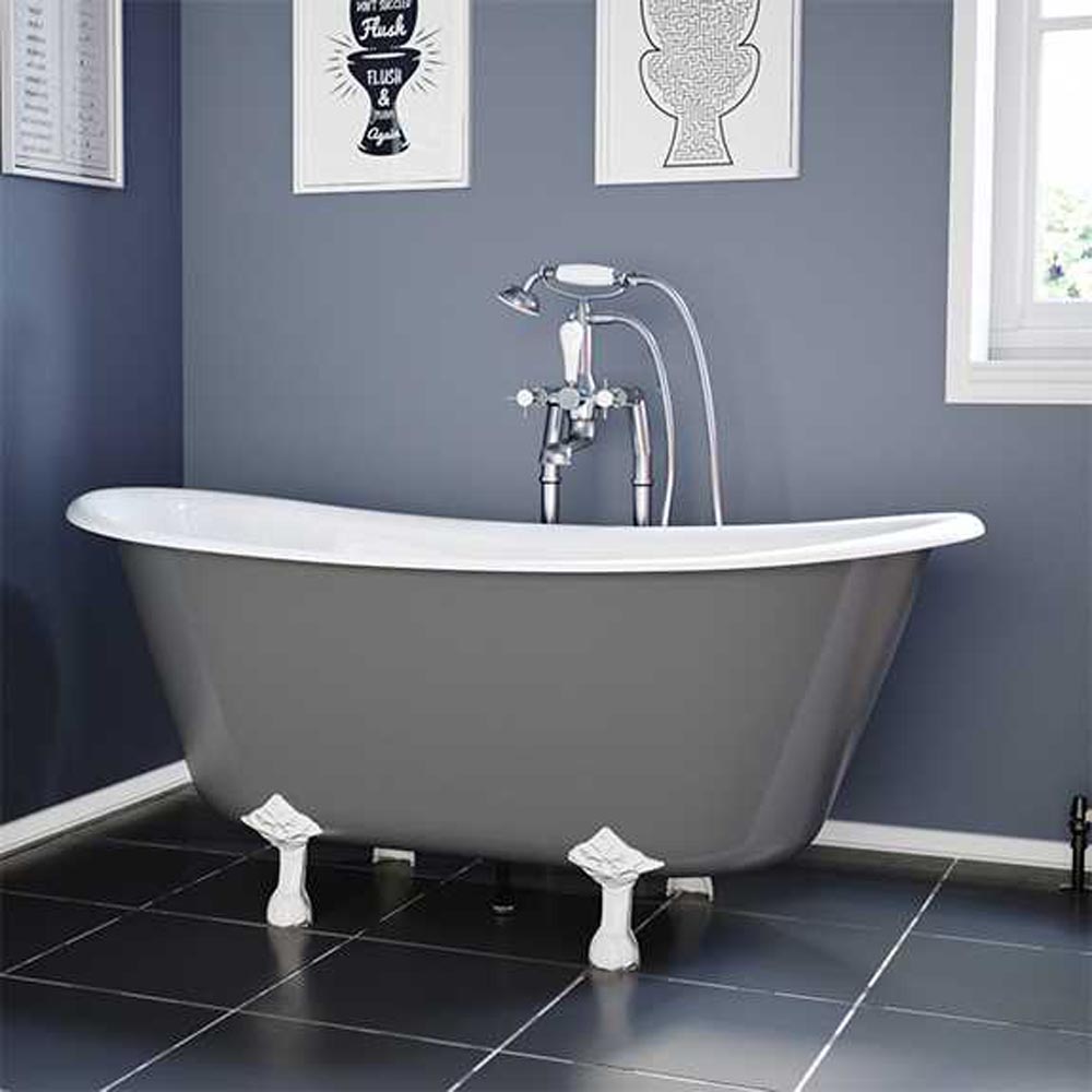 <p>Double ended Bath</p><p>1720 long 680 wide 630 high</p><p>Painted in choice of colour</p><p>Bath feet painted or chrome finish