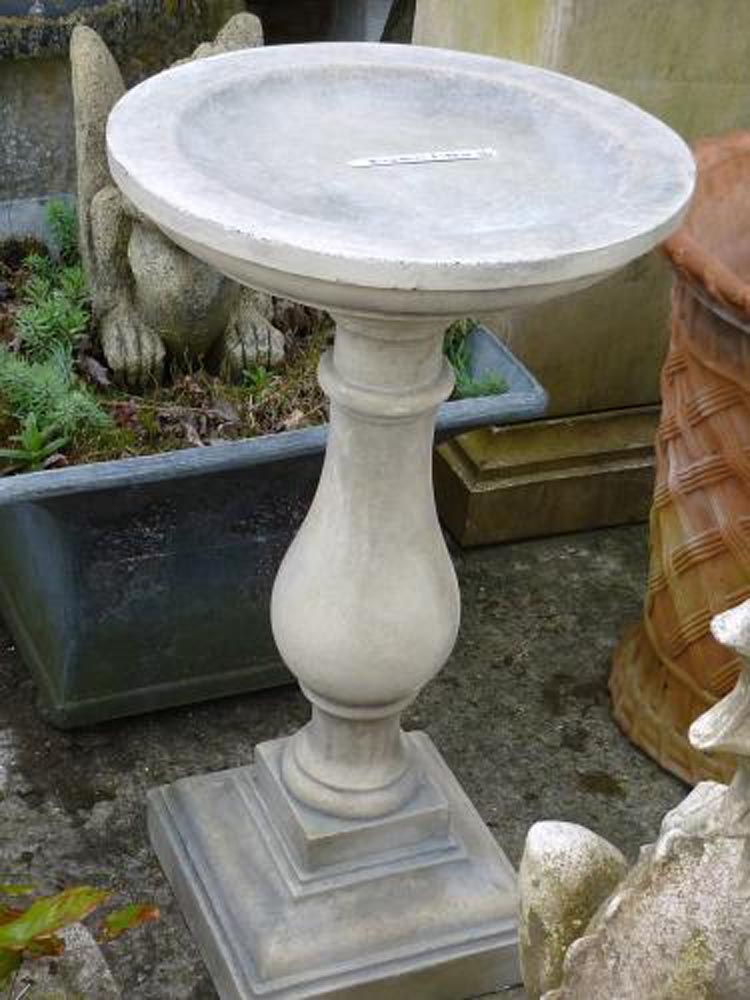 Round Bird Bath
84 cm High
Top diameter 46 cm
Base 32 cm square