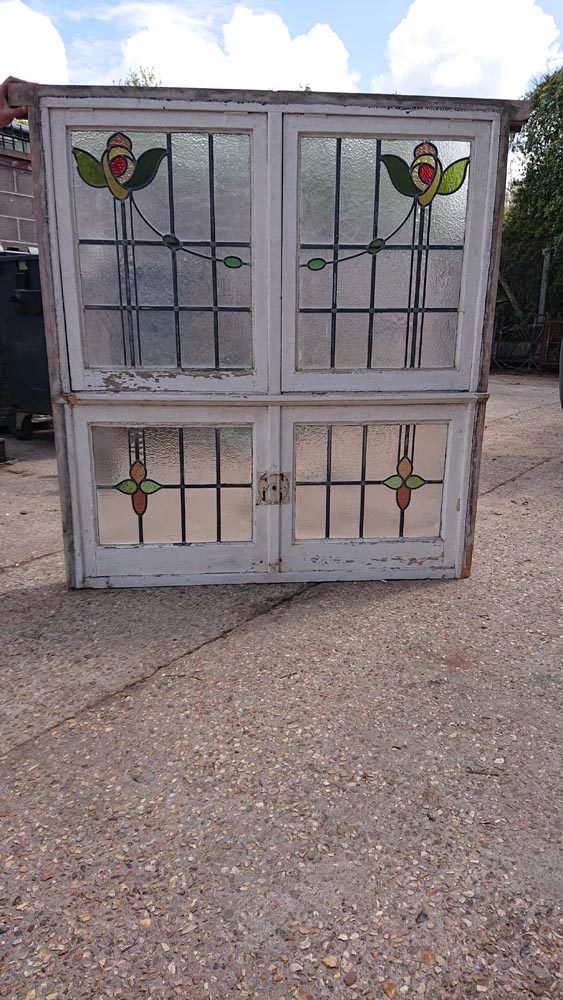 <p><span style="color: rgb(33, 37, 41);">Large Original Stain Glass windows in Frame in Excellent condition</span><br></p>
