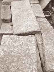 Flagstones, flagstone flooring, Purbeck stone flooring, York stone flooring, Pennant stone flooring, reclaimed flagstones, old flagstones, Flagstones, cobbles and slate, Ancient Purbeck, Portland, York and Welsh Pennant flagstone. Imported flagstone colours and Slate. For internal and external use.